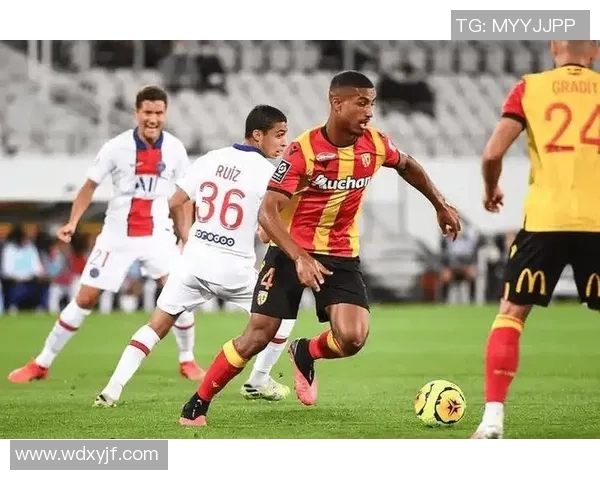 洛里昂主场迎战梅斯期待精彩对决两队争夺宝贵积分之战